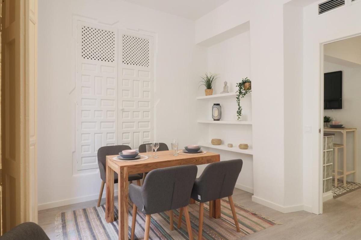 C93 - Trendy Two Bedrooms In Ollerias Malaga Exterior photo